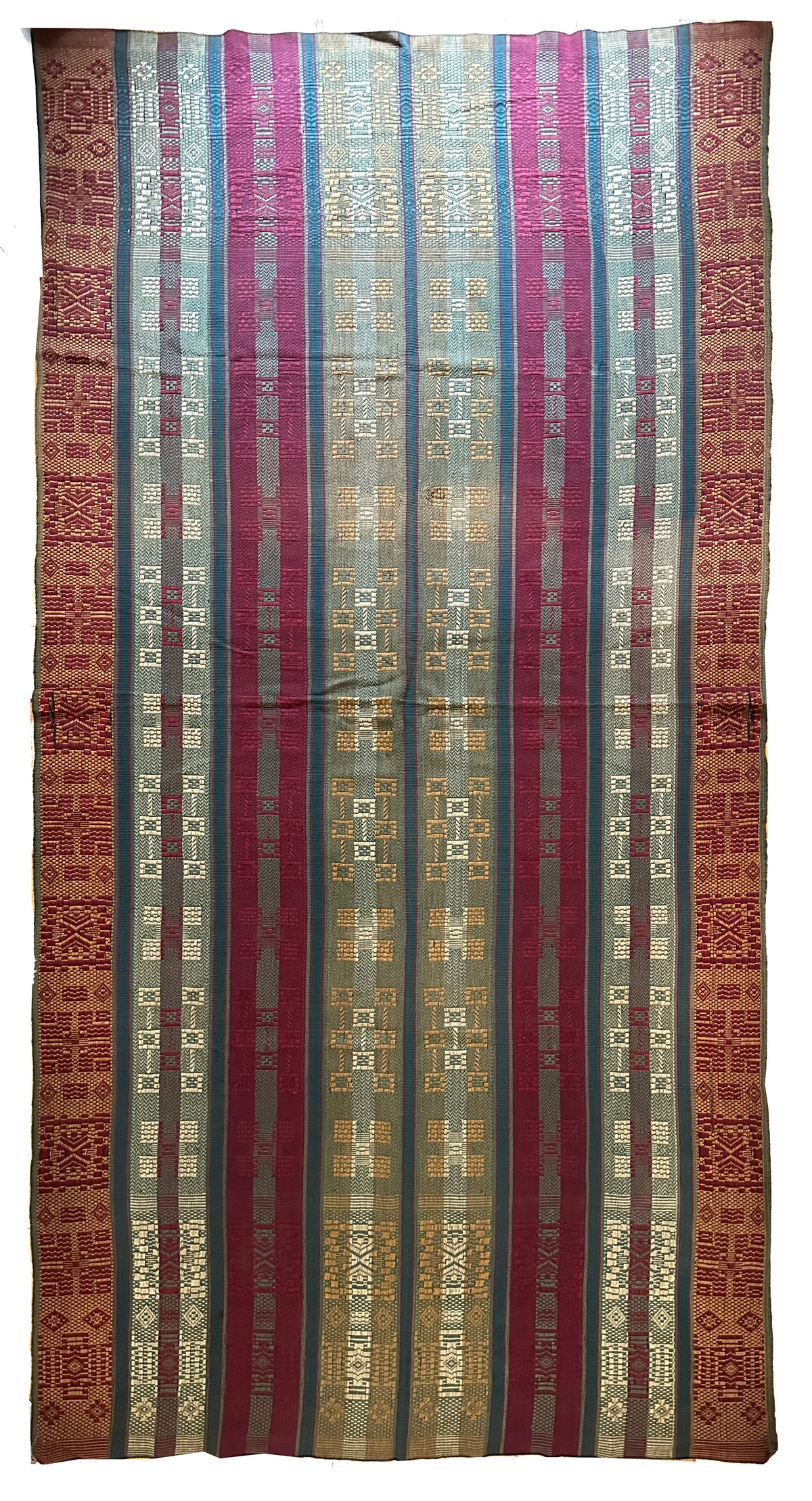 Bed/Table Coverlet ID: 827