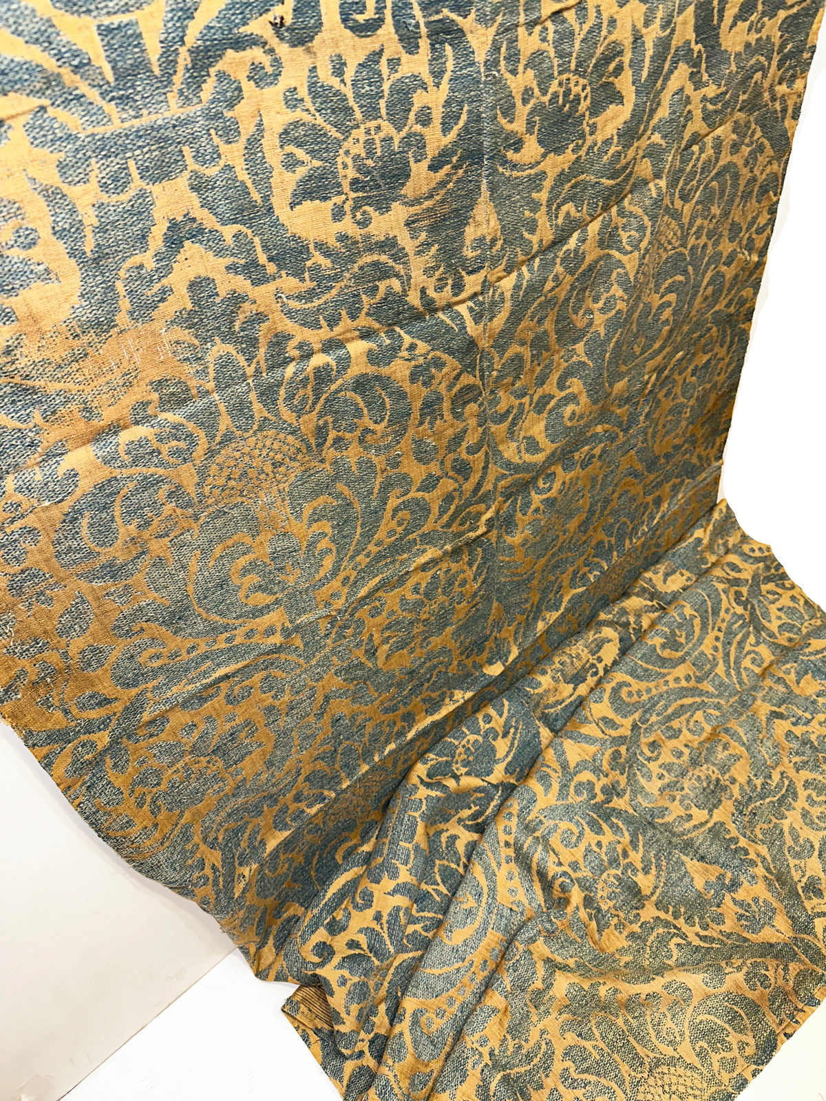 18th Century Italian Linen and Silk Woven Textile ID: 3015