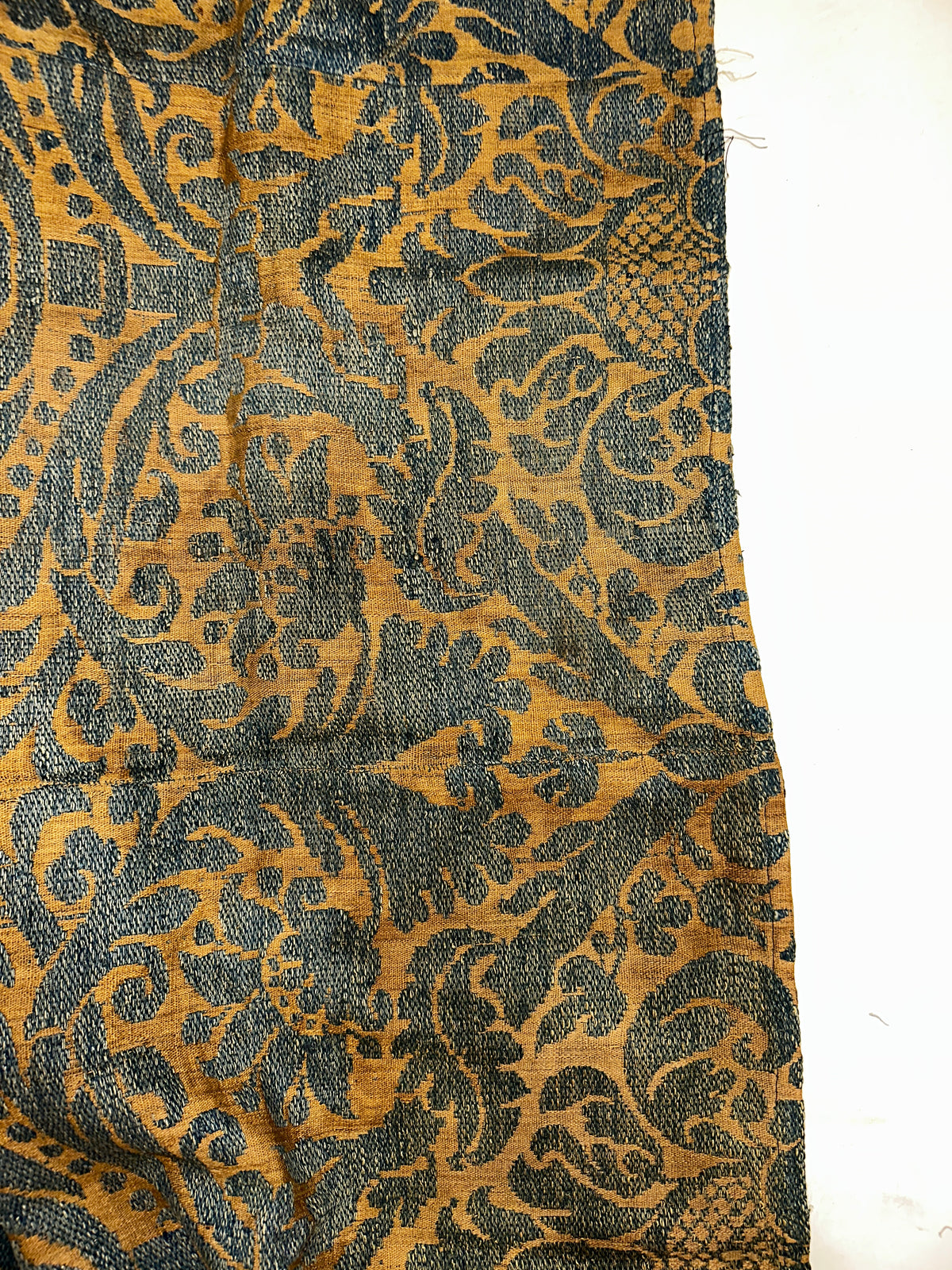 18th Century Italian Linen and Silk Woven Textile ID: 3015