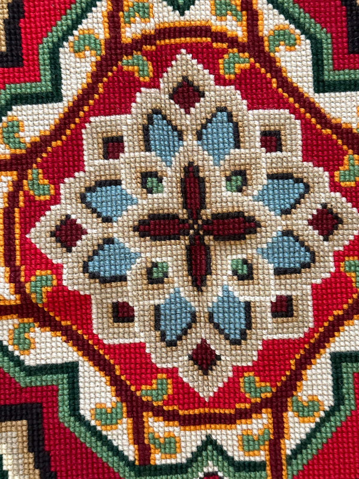20th Century Needlepoint ID: 805079